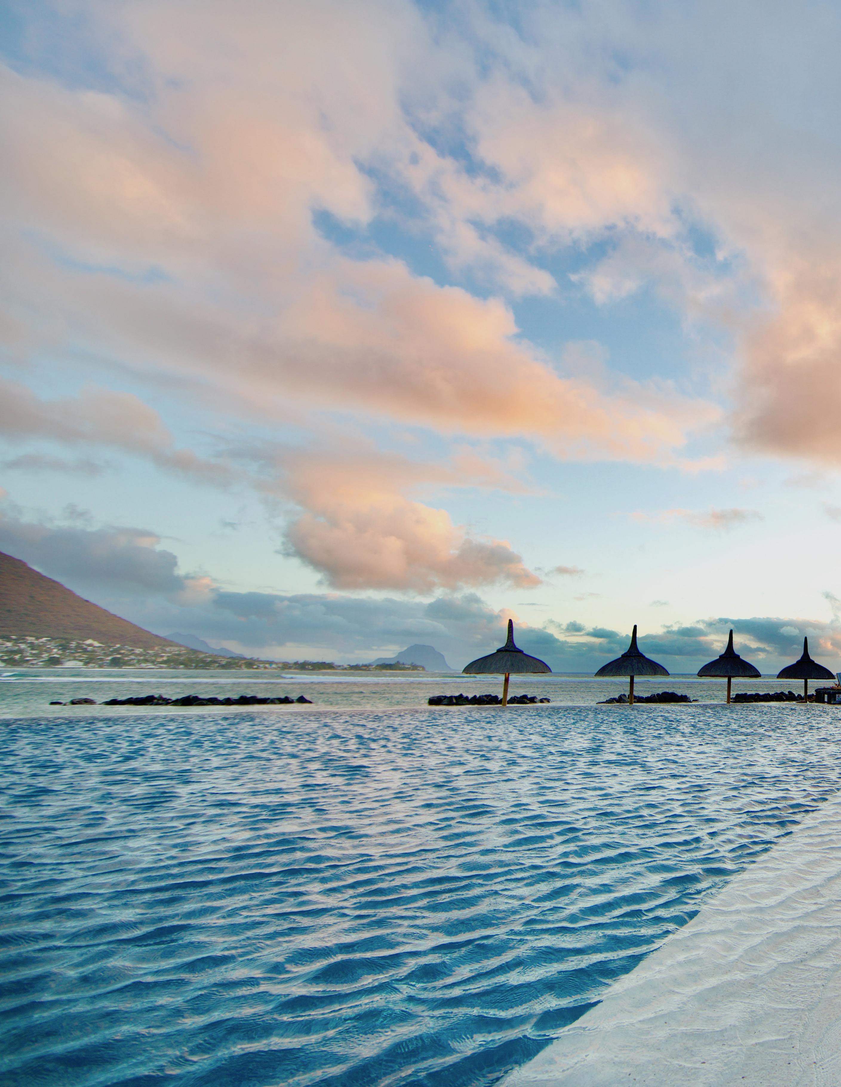 Sands Suites Resort & Spa Flic en Flac Екстер'єр фото